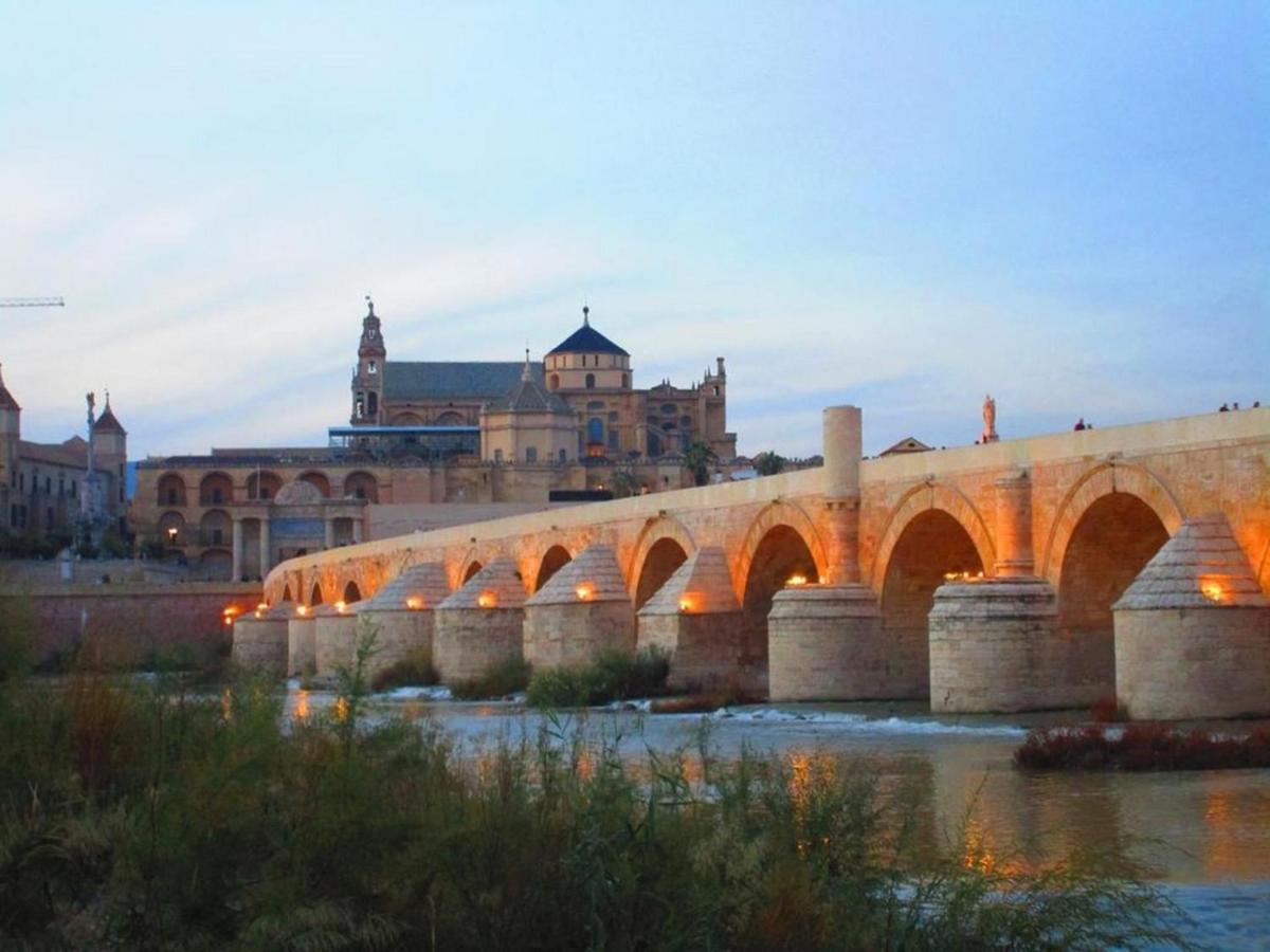 Apartamento Cordoba Con Encanto Lubi II ภายนอก รูปภาพ